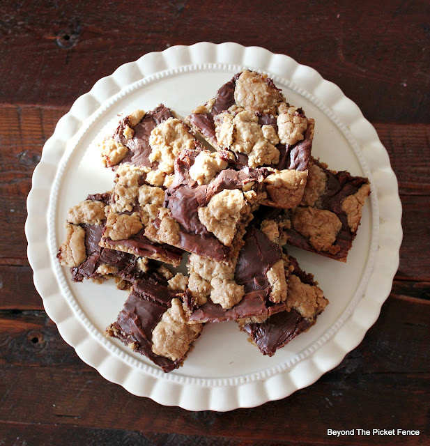 gluten free cookies, chocolate, oatmeal, revel bars, recipe, http://bec4-beyondthepicketfence.blogspot.com/2016/02/foodie-friday-gluten-free-chocolate.html