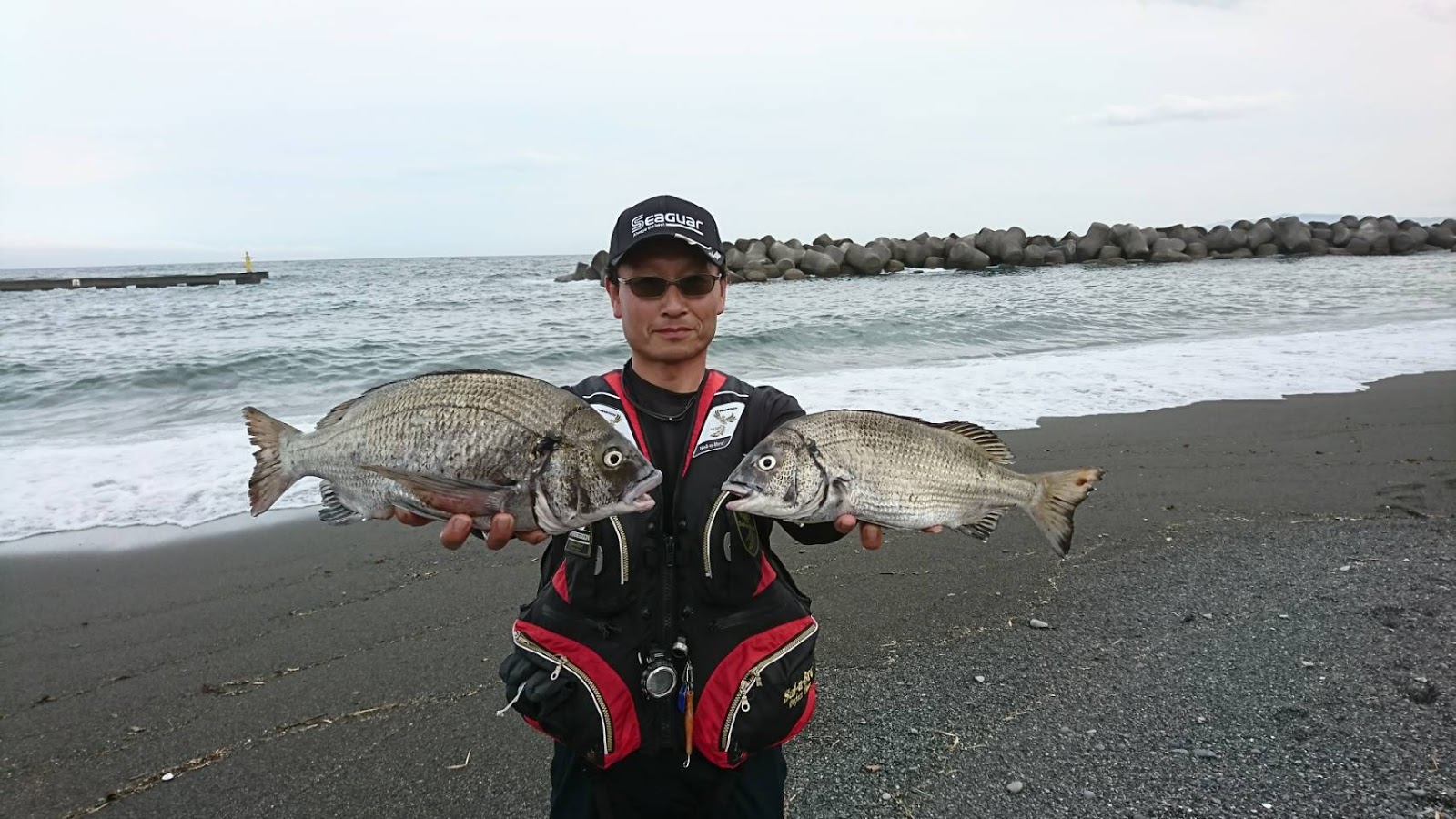 ａ ｃａｔｃｈ 釣果 静岡県富士市 蒲原海岸のクロダイ渚釣り