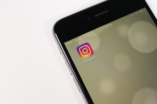 instagram-on-phone