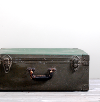 https://www.etsy.com/listing/173907641/vintage-military-hard-sided-suitcase?ref=shop_home_active
