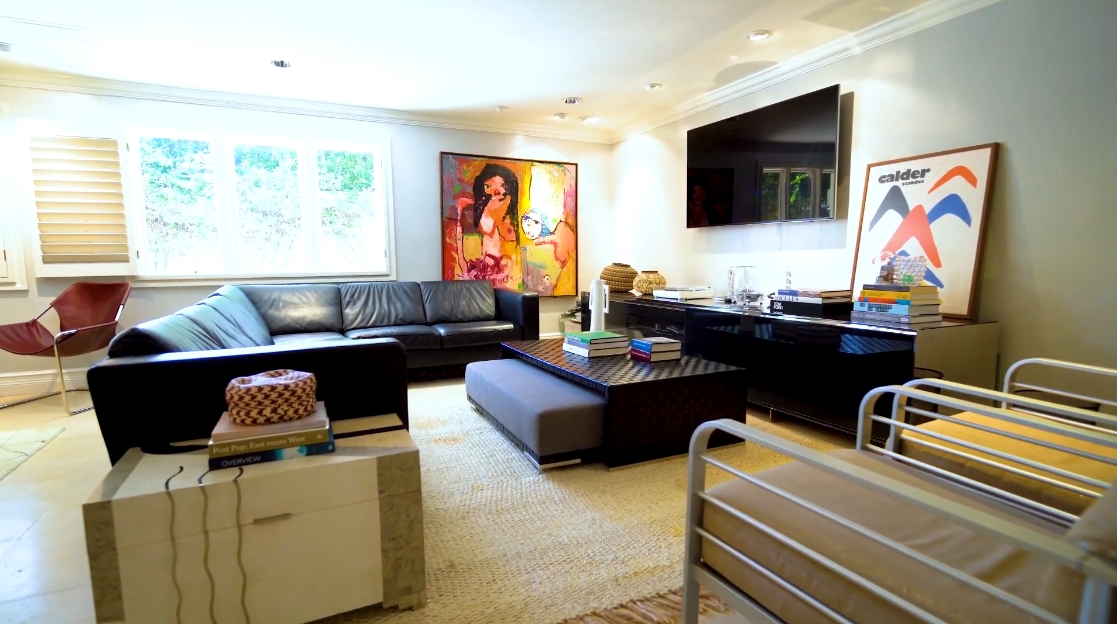 Tour 450 Ridge Rd, Coral Gables Home vs. 22 Interior Design Photos