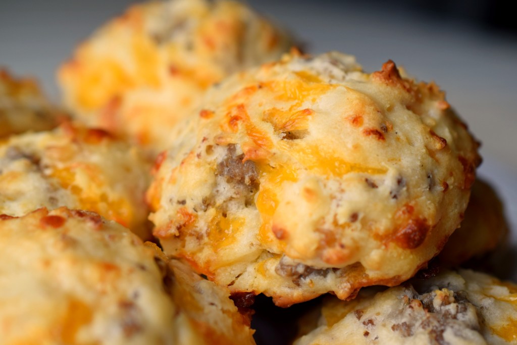 **
Sausage Biscuit Recipe: A Southern Delight**
**