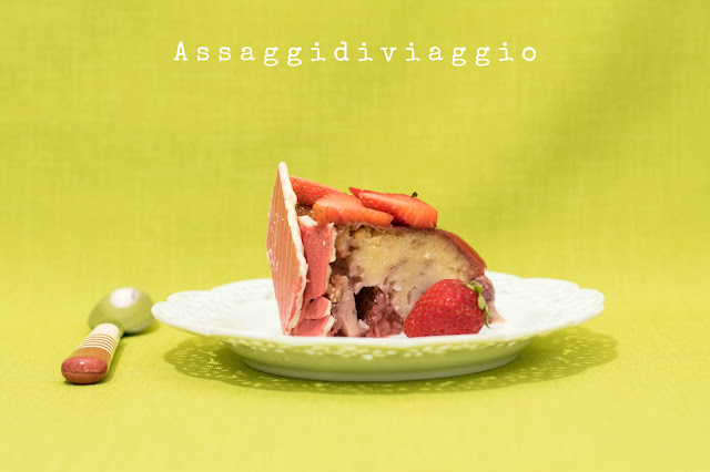 Crunchy Top Strawberry Cake