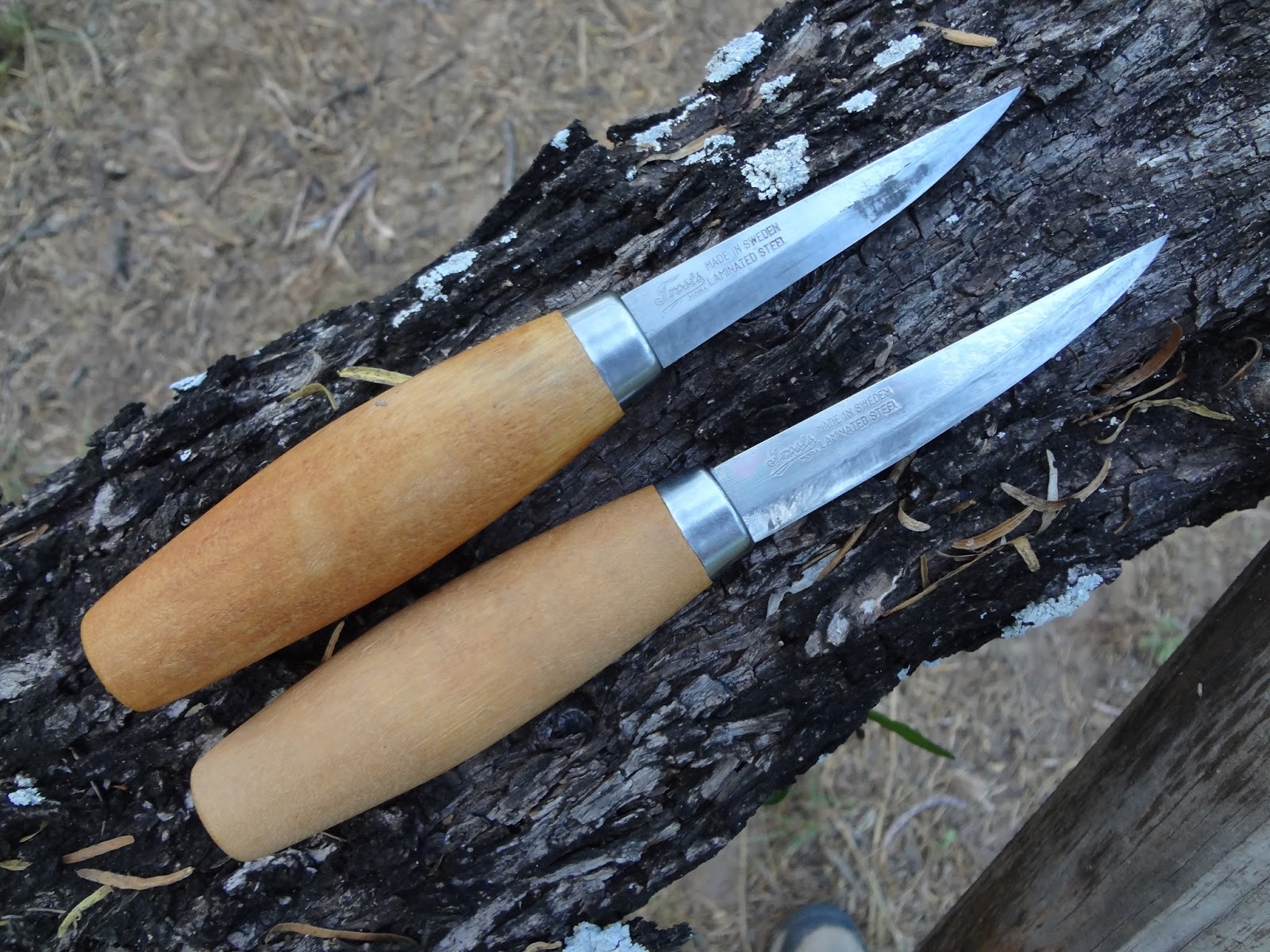 Woods Roamer MORA KNIVES