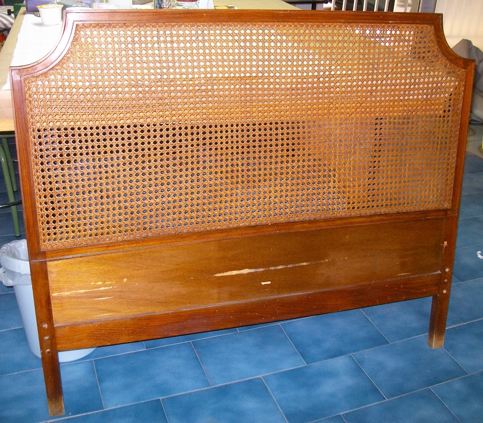 El blog de la restauradora: CABECERO DE REJILLA