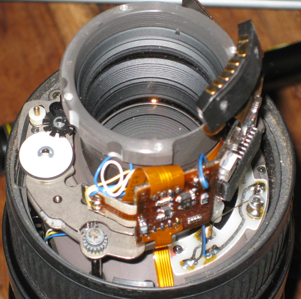 Martin Melchior's homepage Conversion of an old Sigma lens to work