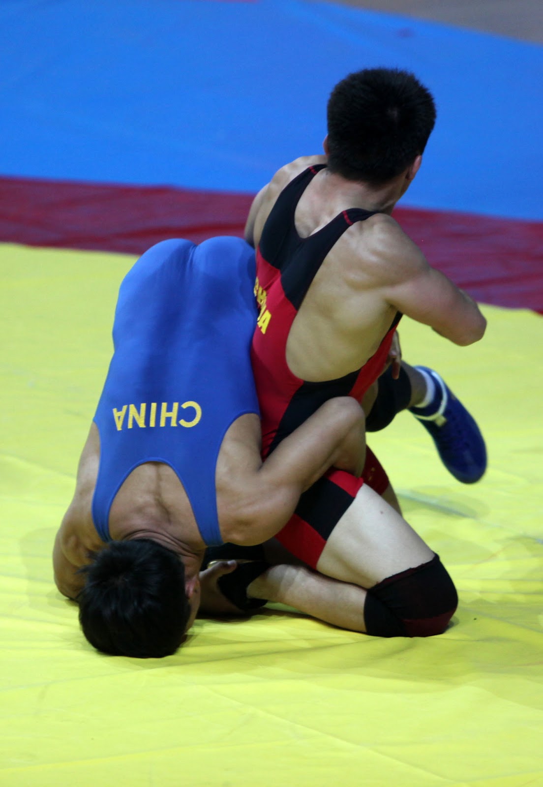 China wrestler foot
