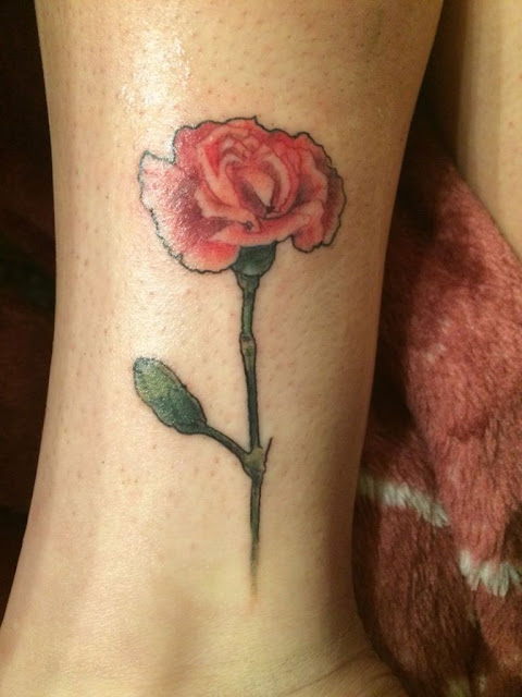 Tatuagens de flores para as mulheres Tatuagens de flores para as mulheres