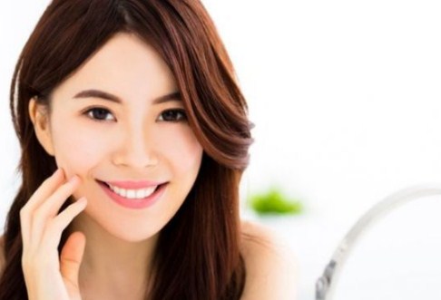 Does Your Face Look Old? Take Care of Coconut Water to Look Ageless Does Your Face Look Old? Take Care of Coconut Water to Look Ageless