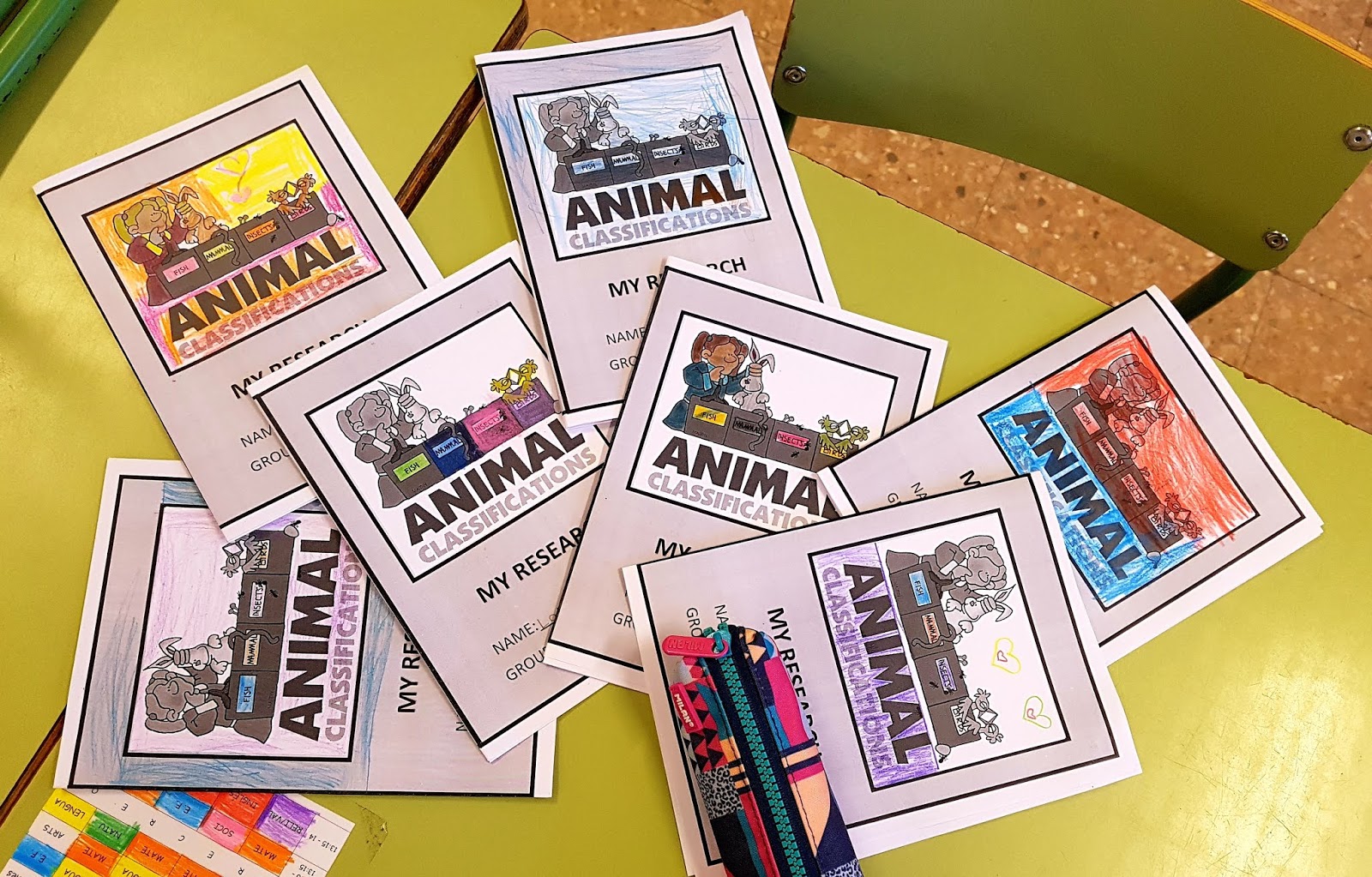 MY BILINGUAL CORNER MY BOOK OF ANIMALS CLASSIFICATION my-bilingual-corner-my-book-of-animals-classification
