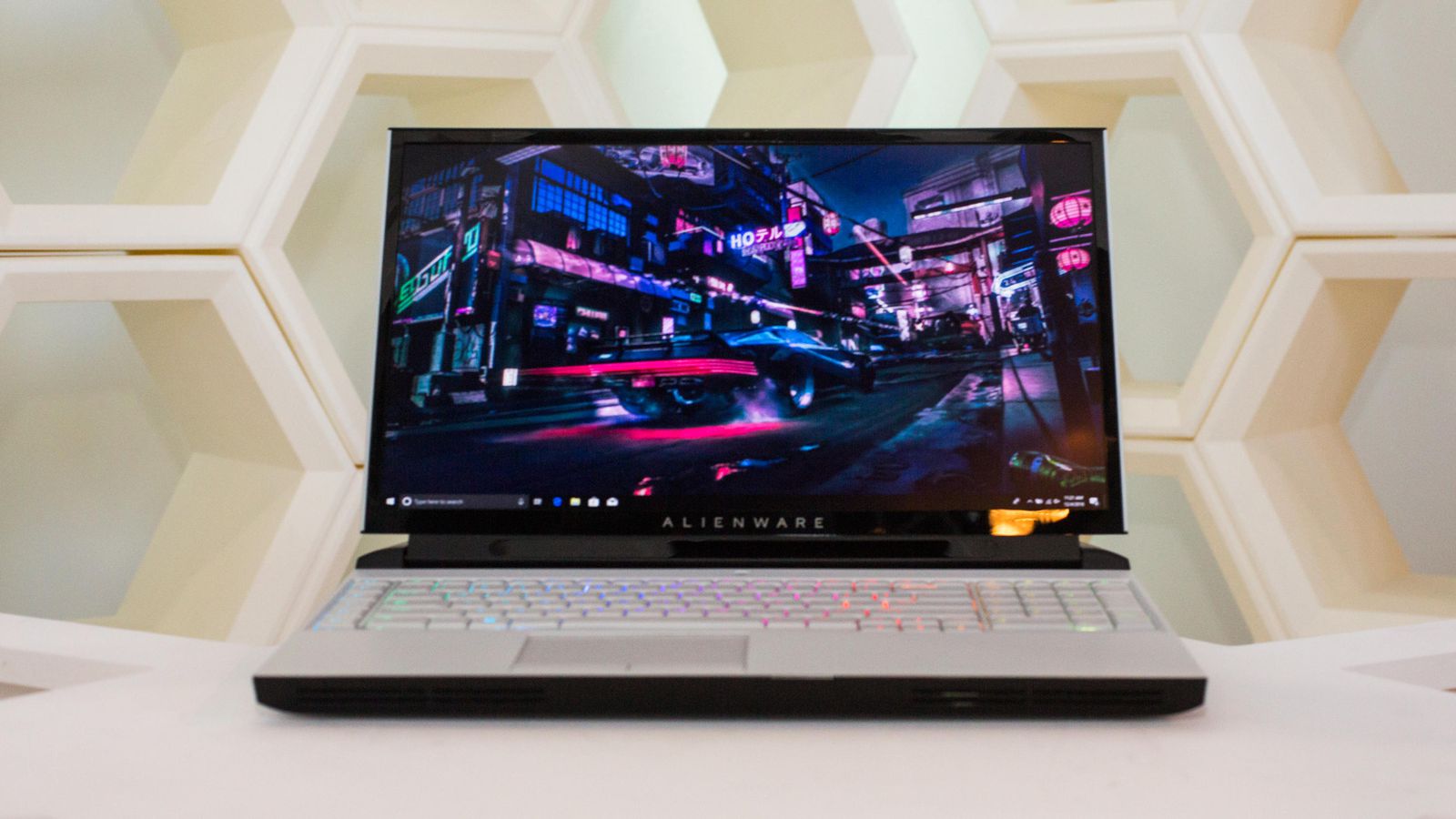 CES 2019: Alienware Area-51m – Laptop Gaming Pertama Dengan CPU & GPU Yang Bisa Diganti