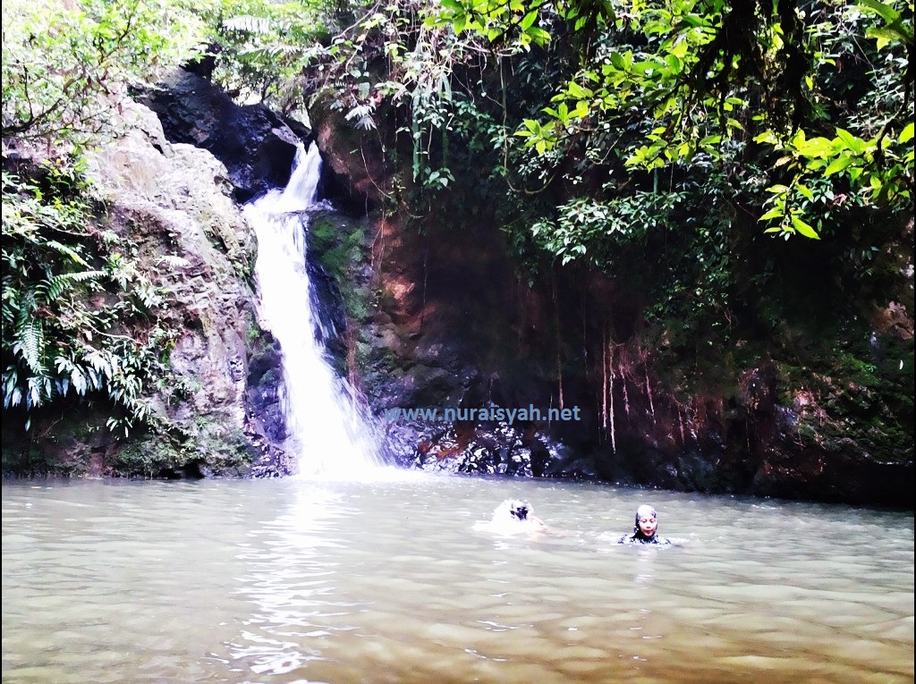 83+ Gambar Air Terjun Batu Dinding Terlihat Keren 83+ Gambar Air Terjun Batu Dinding Terlihat Keren