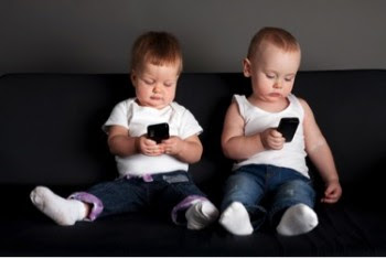 Smartphones-Stressing-Children-350x234.jpg