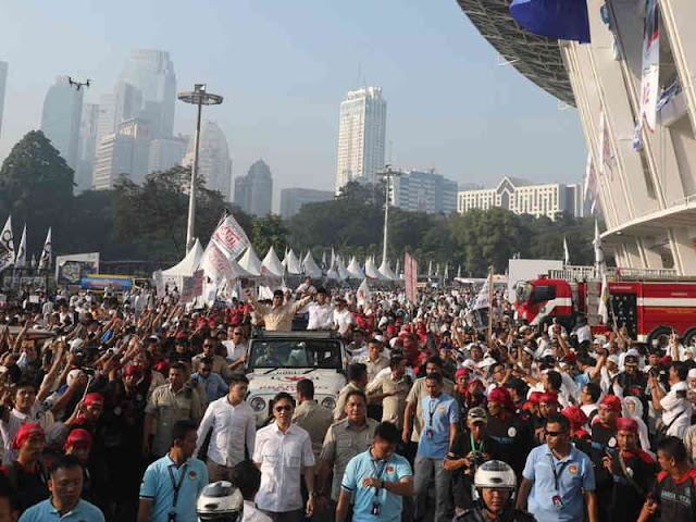 Kampanye Akbar Prabowo - Sandi di Stadion Gelora Bung Karno Berjalan Baik dan Tertib Kampanye Akbar Prabowo - Sandi di Stadion Gelora Bung Karno Berjalan Baik dan Tertib