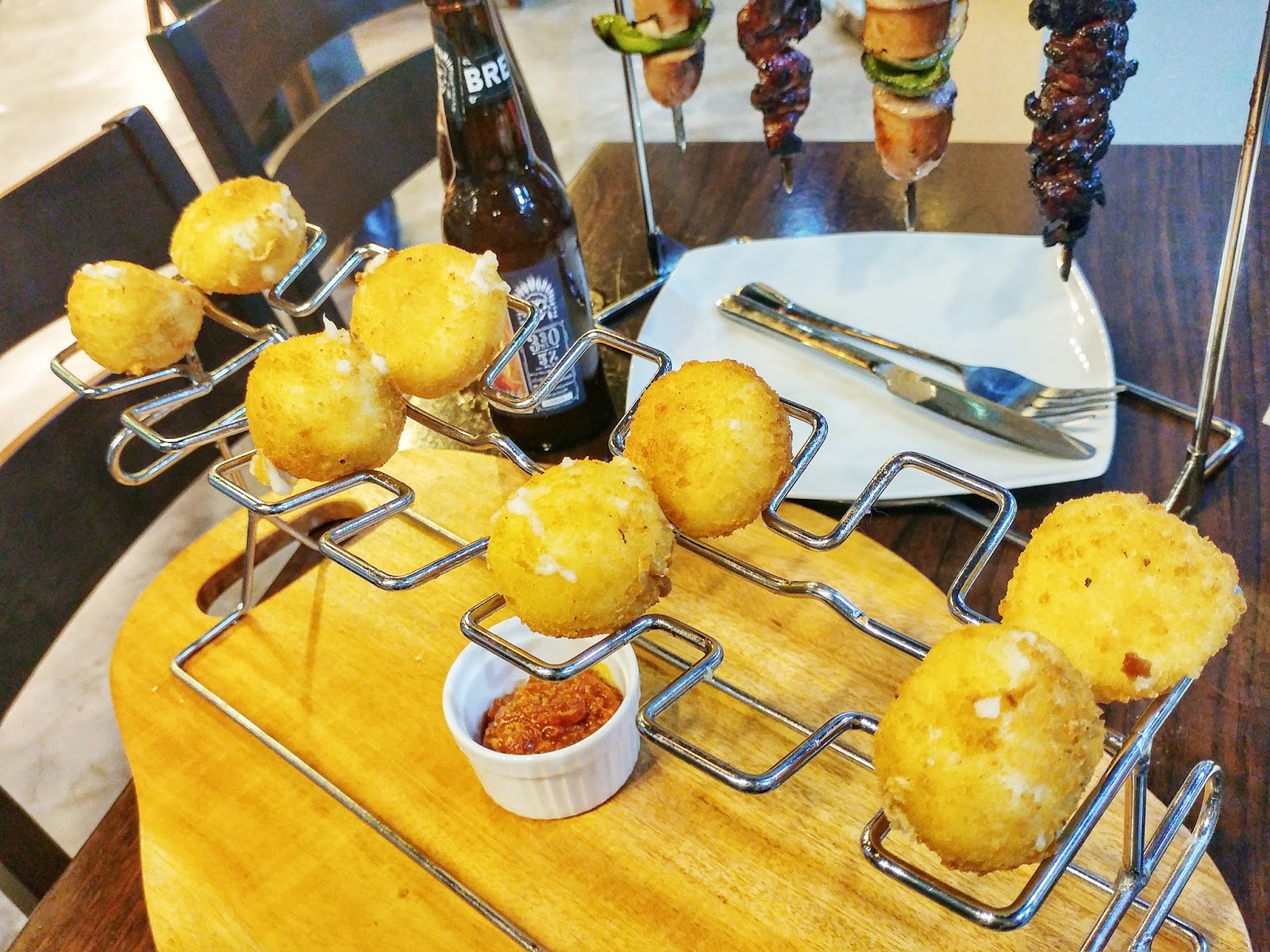 The Rock Sugar Honey Sauce Craze Comes to Brewer's Kitchen Cebu
