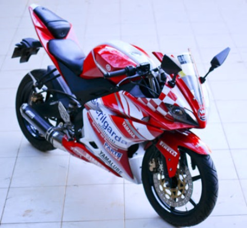 Gambar Modifikasi Motor Yamaha Vixion New Terbaru Putih Merah 2013