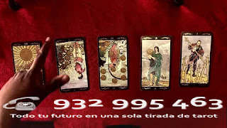 Llama ahora para una lectura de tarot. TAROT