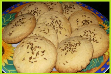 आटे जीरे के बिस्कुट रेसिपी - Jeera Atta Biscuits Recipe Hindi आटे जीरे के बिस्कुट रेसिपी - Jeera Atta Biscuits Recipe Hindi