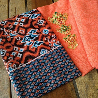 Kain Batik dan Embos 148 E Mega Mendung Orange Kain Batik dan Embos 148 E Mega Mendung Orange