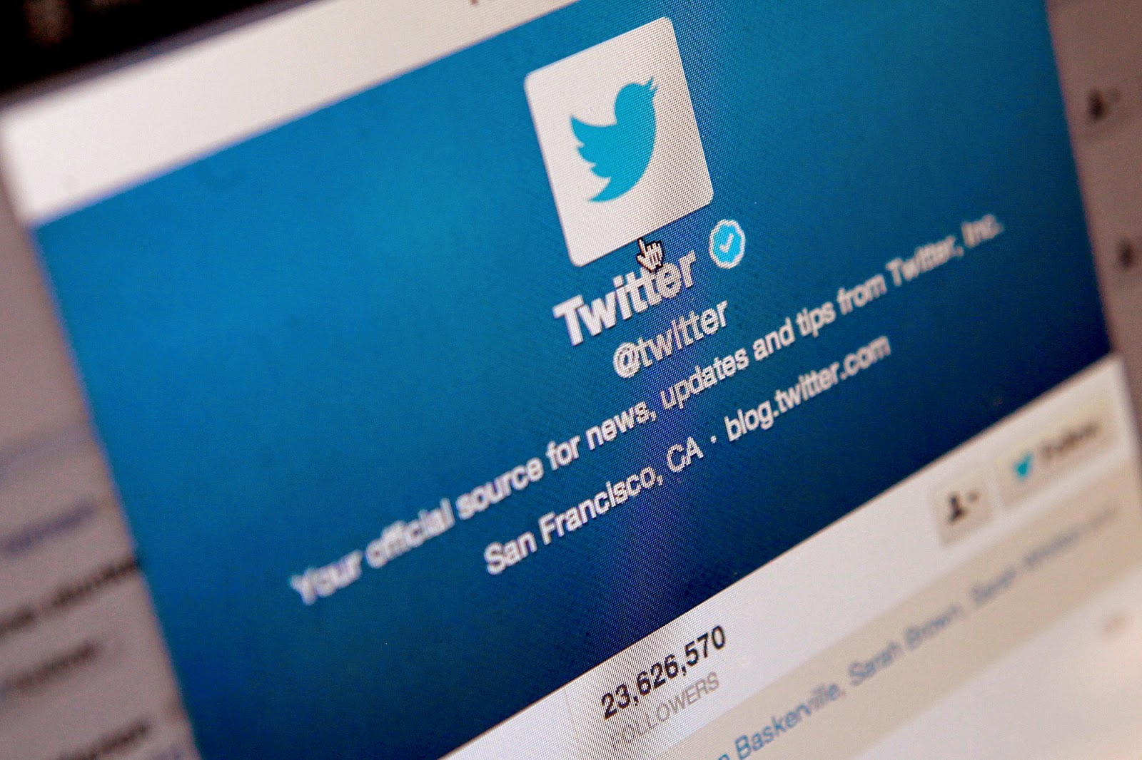 تويتر تختبر ميزة جديدة لإزالة الإساءات و المضايقات من حساب المستخدم