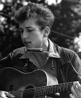 Chronicles_Volume_One,bob_dylan,new_york,book,psychedelic-rocknroll,folk,Joan_Baez Chronicles_Volume_One,bob_dylan,new_york,book,psychedelic-rocknroll,folk,Joan_Baez