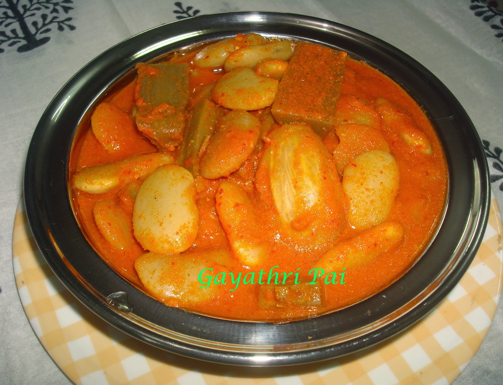 Gayathri Pai's Food Bytes White Kidney Bean with Bamboo Shoots and