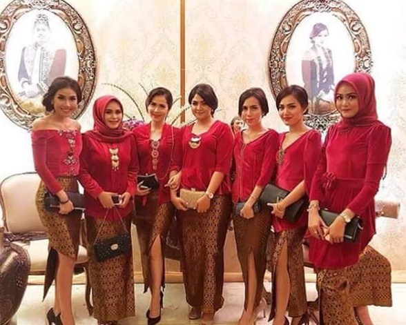 seragam pernikahan kebaya batik