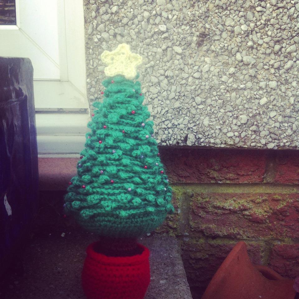 Kimura Kraft Free Crochet Christmas Tree Pattern.