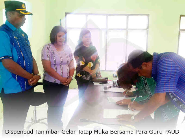 Dispenbud Tanimbar Gelar Tatap Muka Bersama Para Guru PAUD Dispenbud Tanimbar Gelar Tatap Muka Bersama Para Guru PAUD