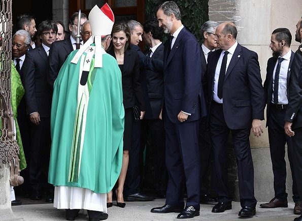 King Felipe, Queen Letizia and Portugal's President Marcelo Rebelo de Sousa attend a mass for the victims of Barcelona