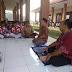 Siswa SMKN 1 Banyusari Menggiatkan Shalat Dhuha Bersama - sama