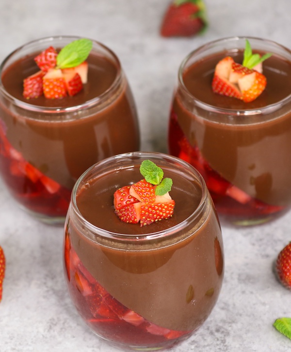 Stráwberry Chocoláte Mousse Heaven Food Recipe