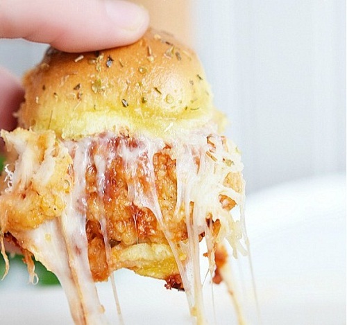 Chicken Parmesan Sliders Chicken Parmesan Sliders
