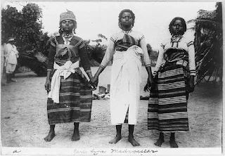 Strong black women 1939 Madagascar Island