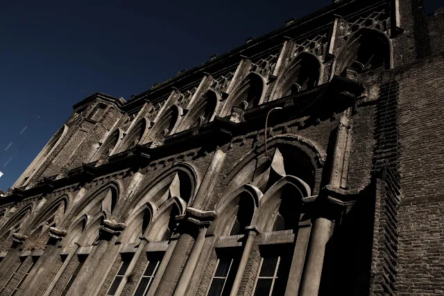 Edificio de la facultad de ingenieria=parcial