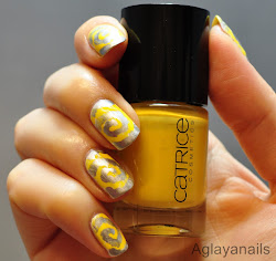 yellow silver nail aglayanails