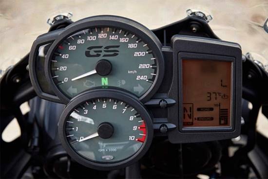 2017 BMW F800GS and F700GS Updates 2017 BMW F800GS and F700GS Updates