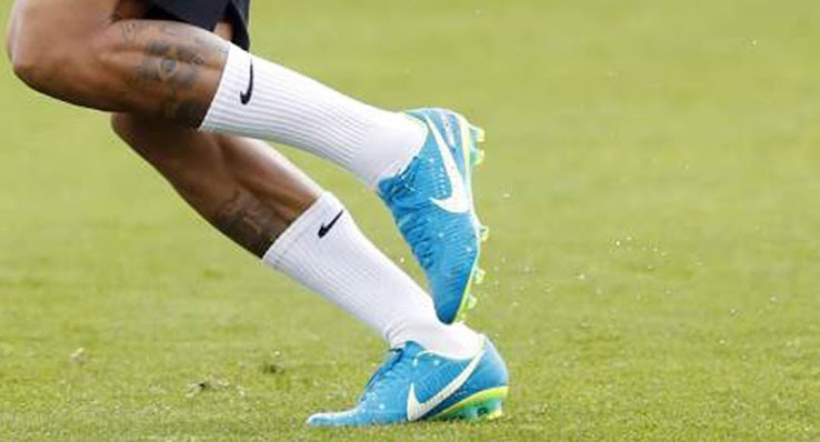 neymar mercurial vapor 11