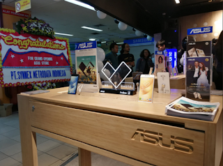 ASUS Exclusive Store ITC Cempaka Mas ASUS Exclusive Store ITC Cempaka Mas