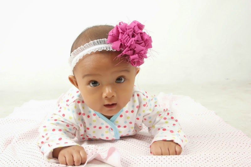 Kumpulan Gambar Bayi Perempuan Cantik Pakai Bandana Foto Lucu Bando