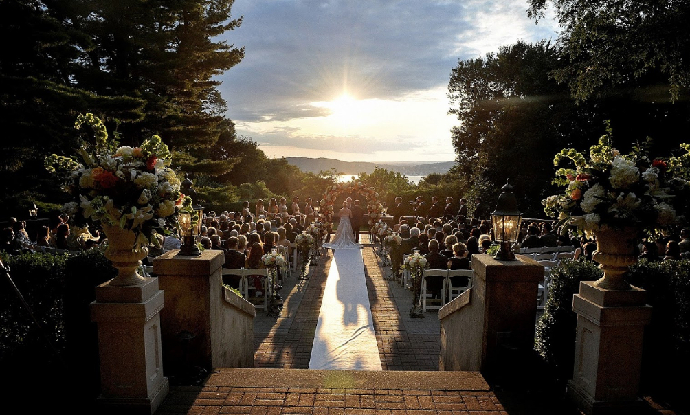 Abigail Kirsch at Tappan Hill Mansion Wedding Venue Abigail Kirsch at Tappan Hill Mansion Wedding Venue