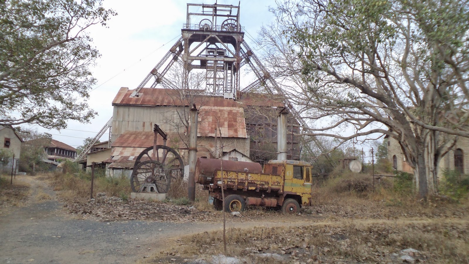 Kolar Gold Fields(K.G.F)golden era of a mining town