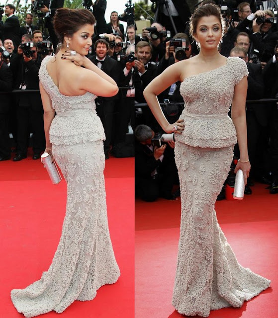 Aishwarya Rai Sizzles At Cannes Film Festival 2011 Photos