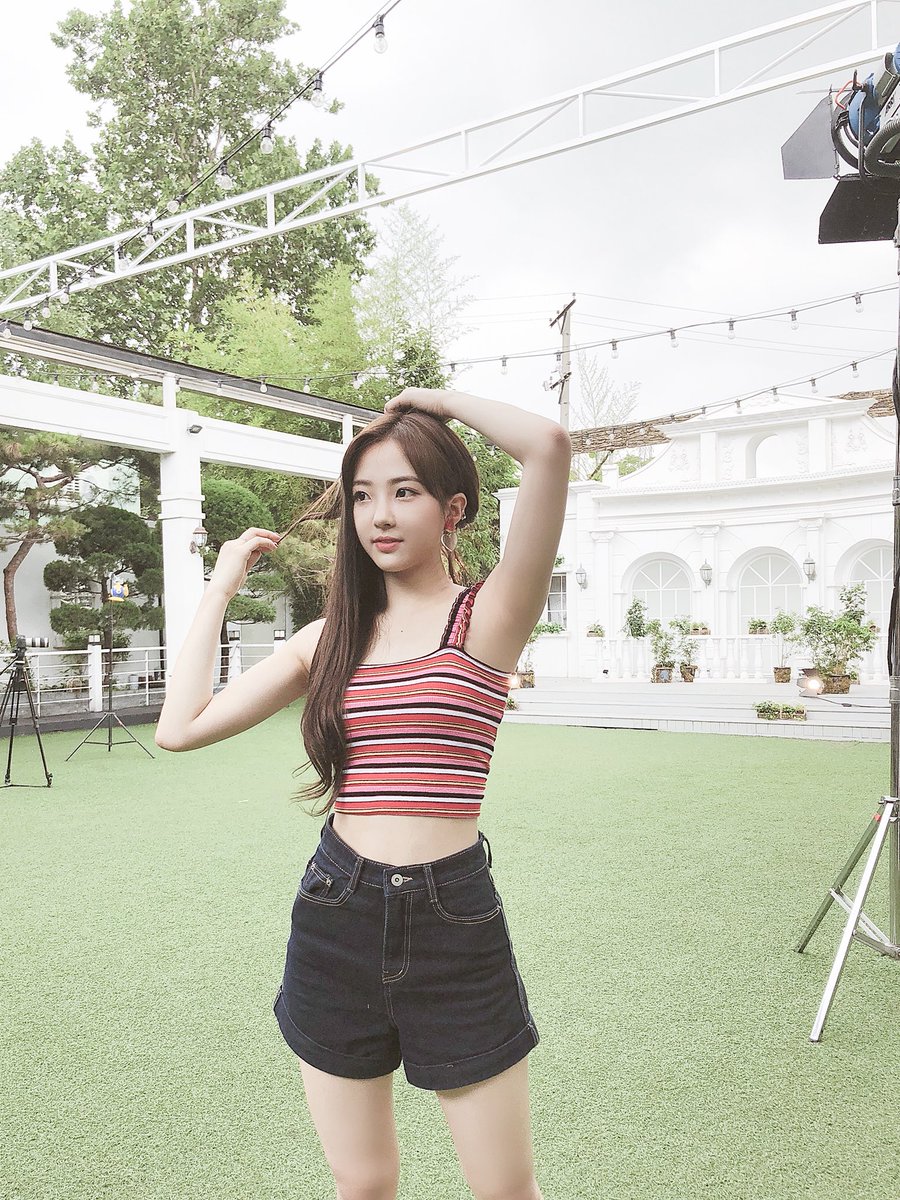 She cute. чонён твайс 2021. рорикон аниме. милые девочки. Han ga eun.