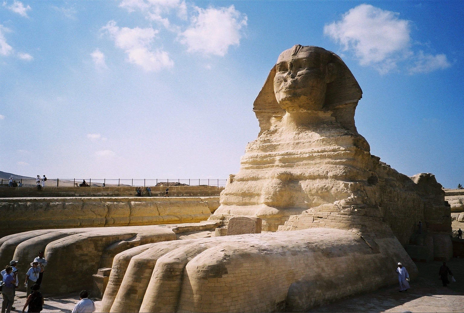 Древний египет владивосток. Великий сфинкс Гизы. Сфинкс древнего Египта. Большой сфинкс Египет. Скульптура сфинкса в Египте.