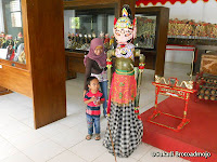 Suasana Museum Wayang & Artefak Sanggaluri Park