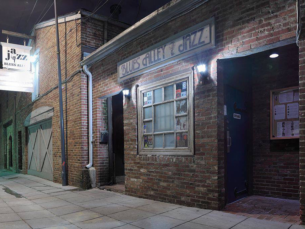 GC Pro Guitar Center Professional Division New Sound System for