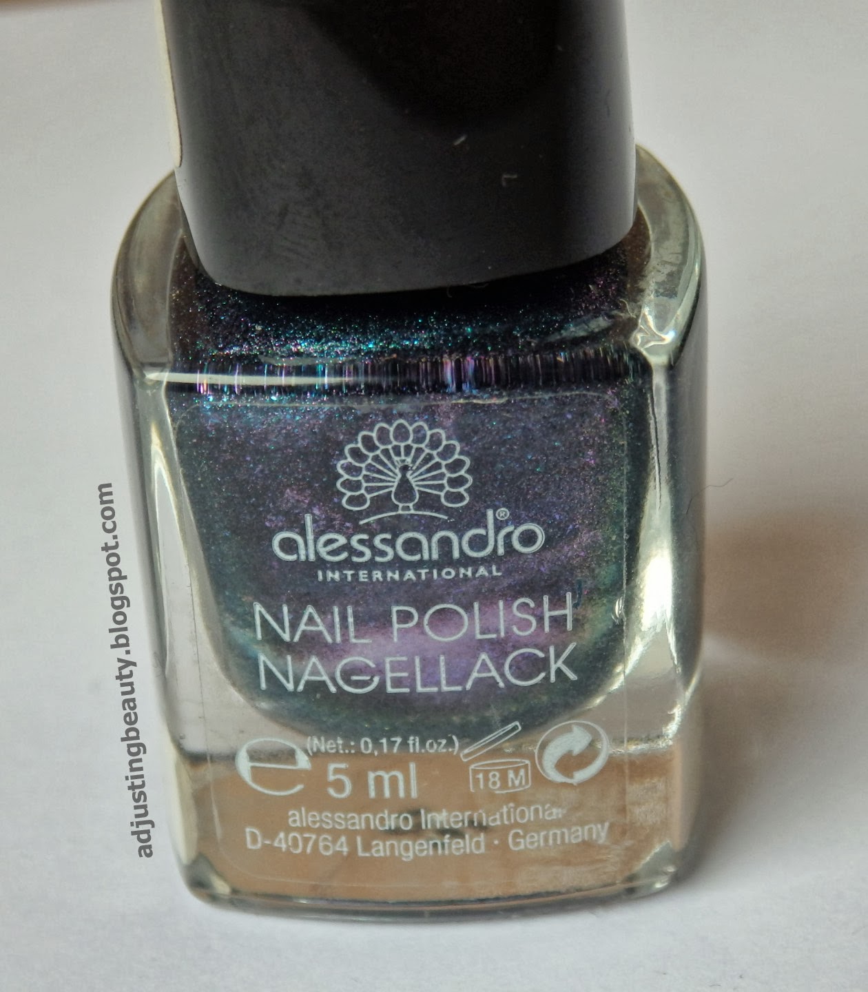 polish Adjusting Beauty 261 inspired Makeup nail by Alessandro -