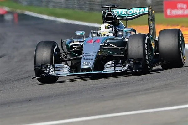Fórmula 1: Lewis Hamilton gano en el mítico circuito de Spa-Francorchamps