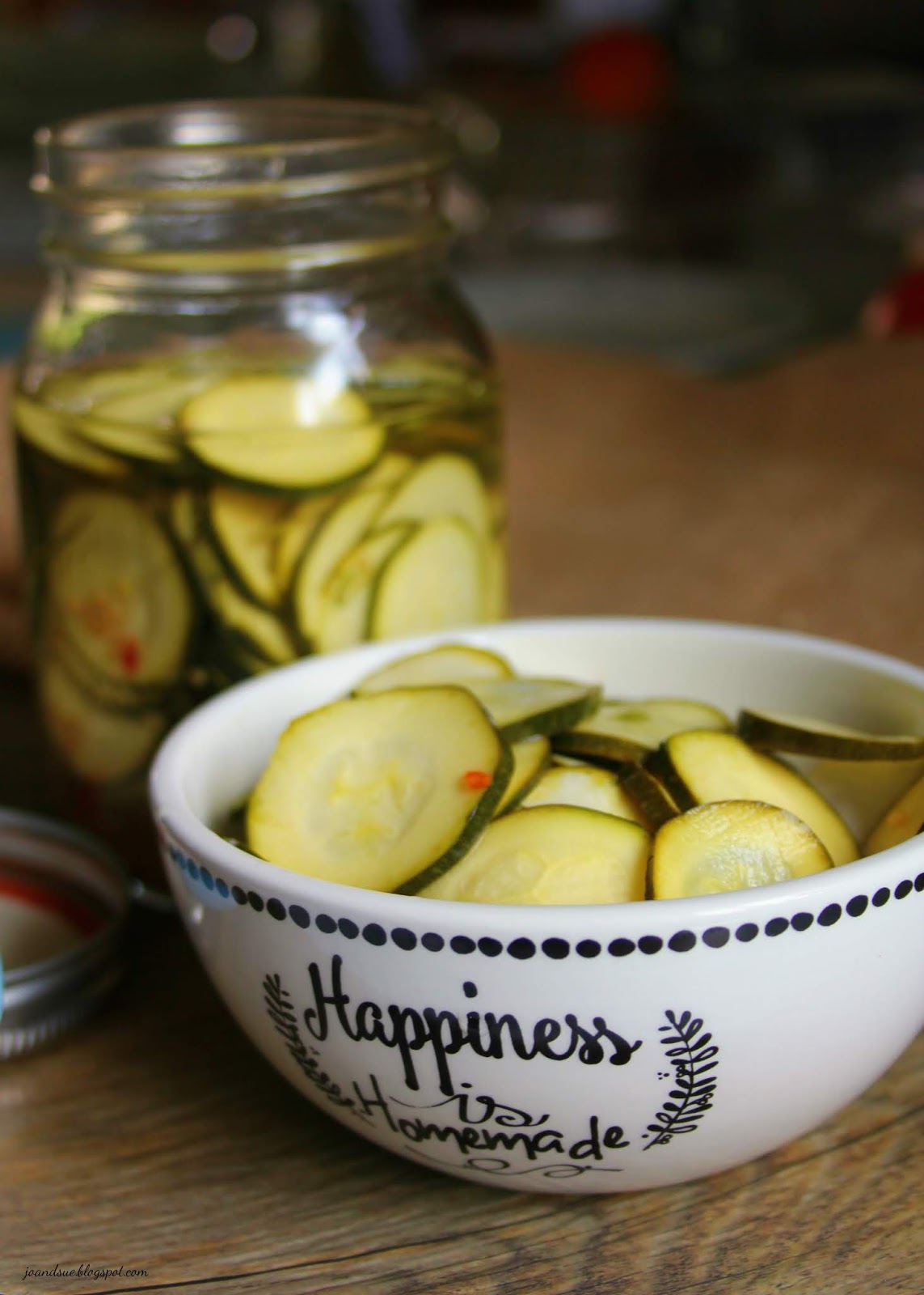 Jo and Sue Spicy Zucchini Pickles (Quick)